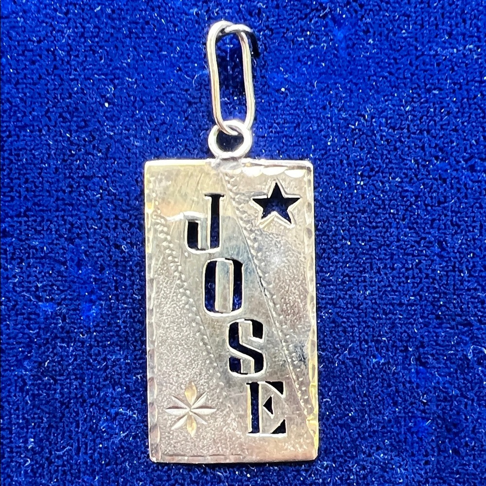 Rectangular 14k yellow gold 'JOSE' Name Pendant with Star Accent